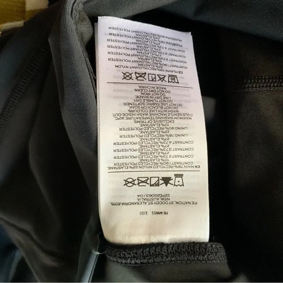 PE Nation Left Field Legging in Black Size XS - Picture 9 of 9